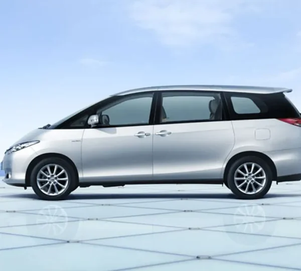 toyota-previa-side-view-530136